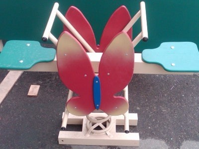 Гойдалки на пружині